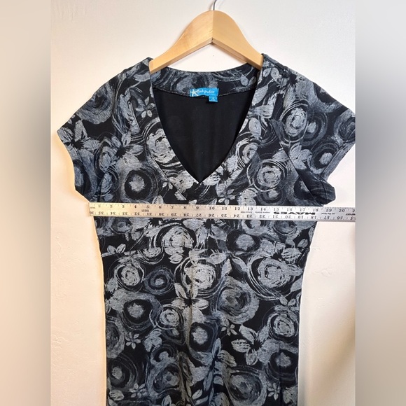 Fresh Produce Floral Short Sleeve V Neck Swing Dress Size Medium Cotton - Picture 3 of 6